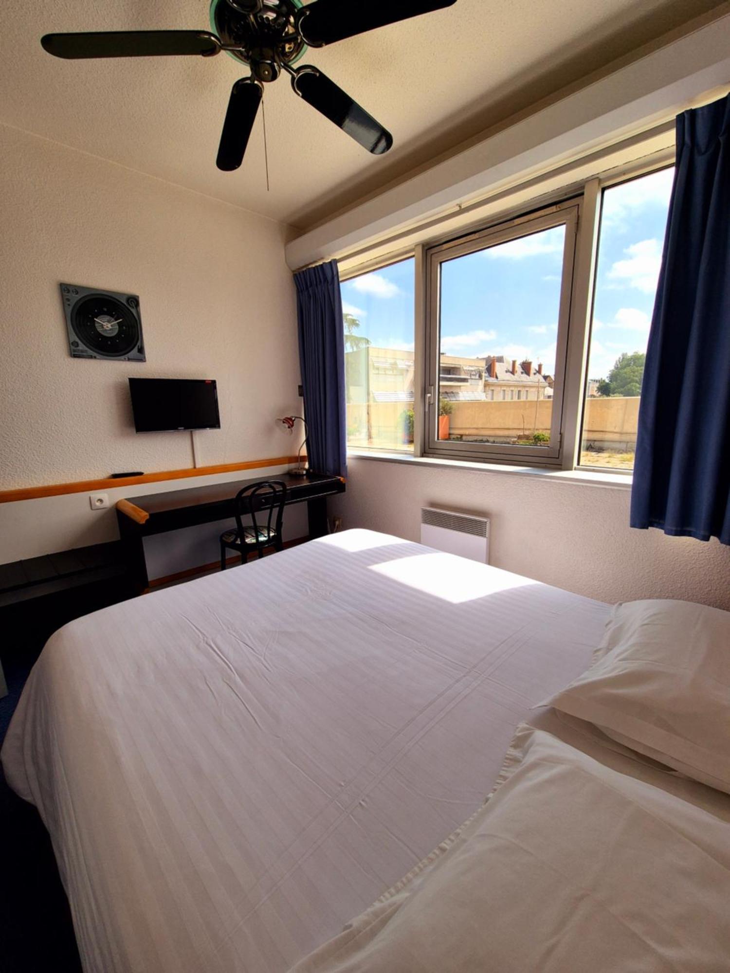 Arche Hotel Vierzon Ngoại thất bức ảnh