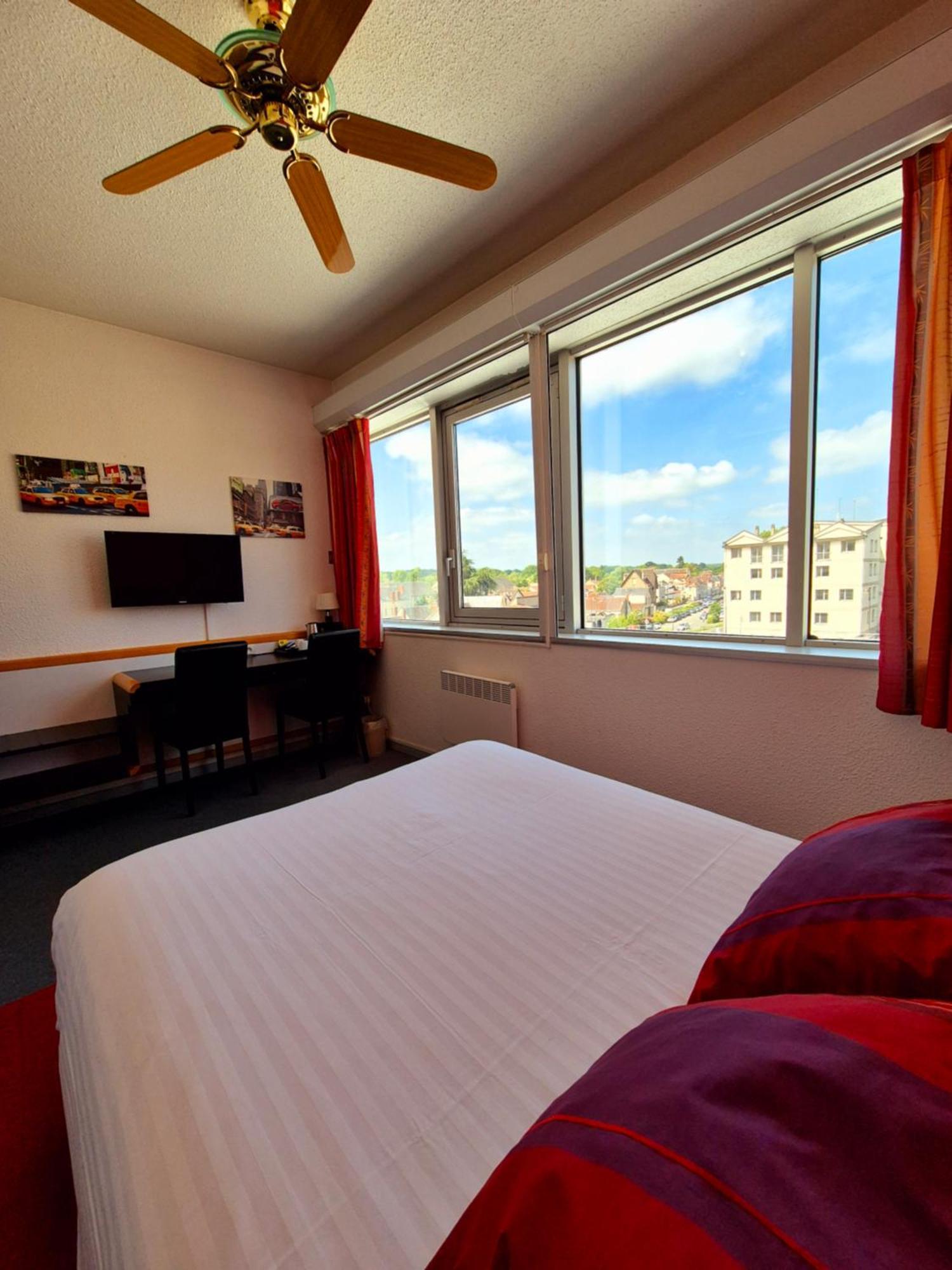 Arche Hotel Vierzon Ngoại thất bức ảnh