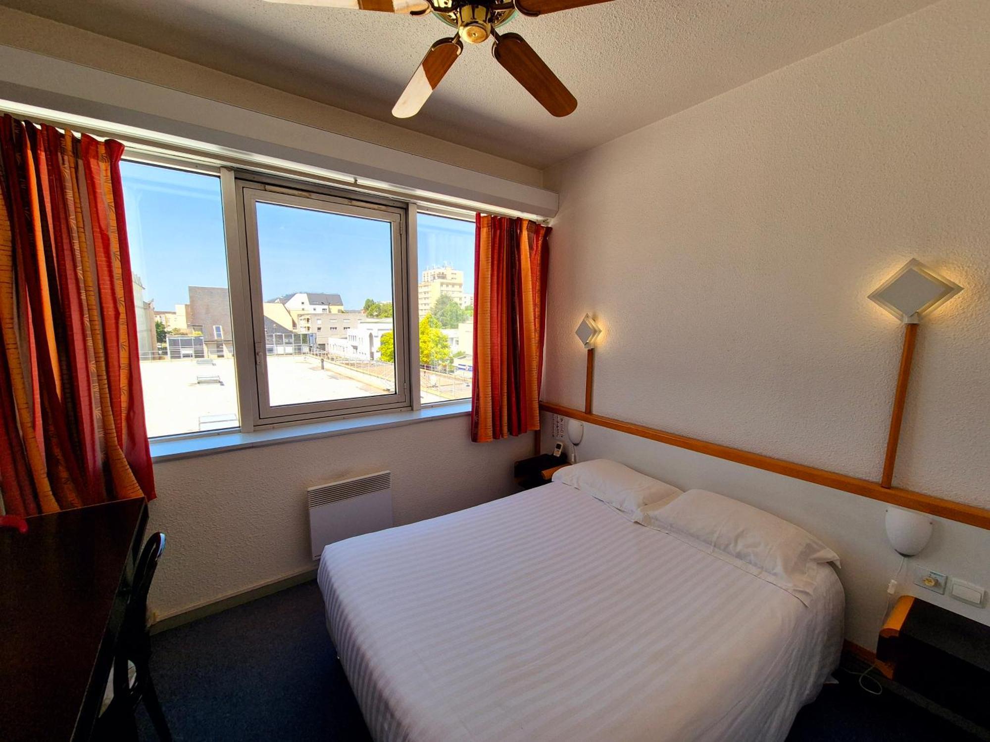 Arche Hotel Vierzon Ngoại thất bức ảnh